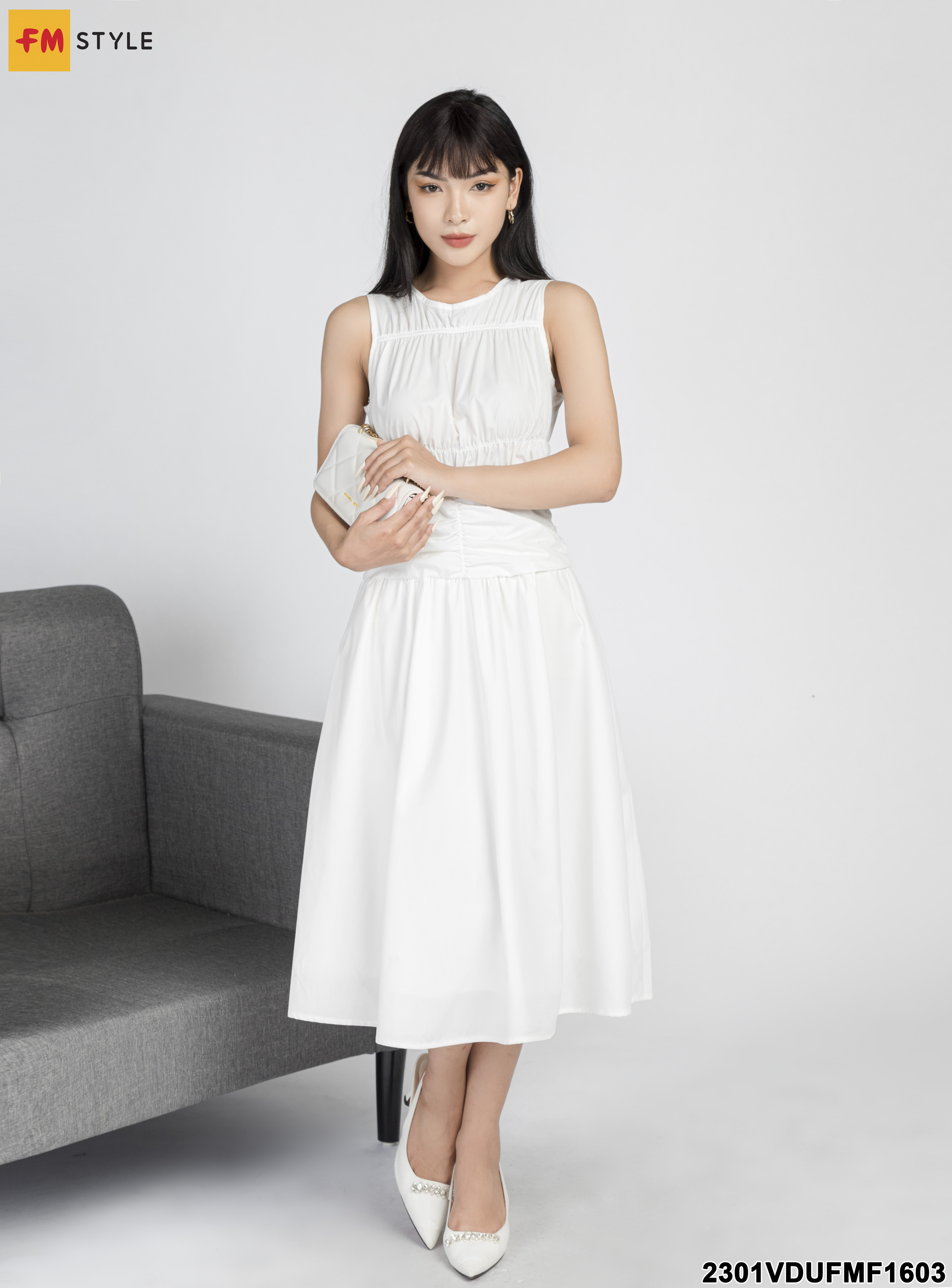 Váy maxi dáng dài cài khuy trắng/đen tay phồng tay dài dáng xoè cổ vuông |  Shopee Việt Nam