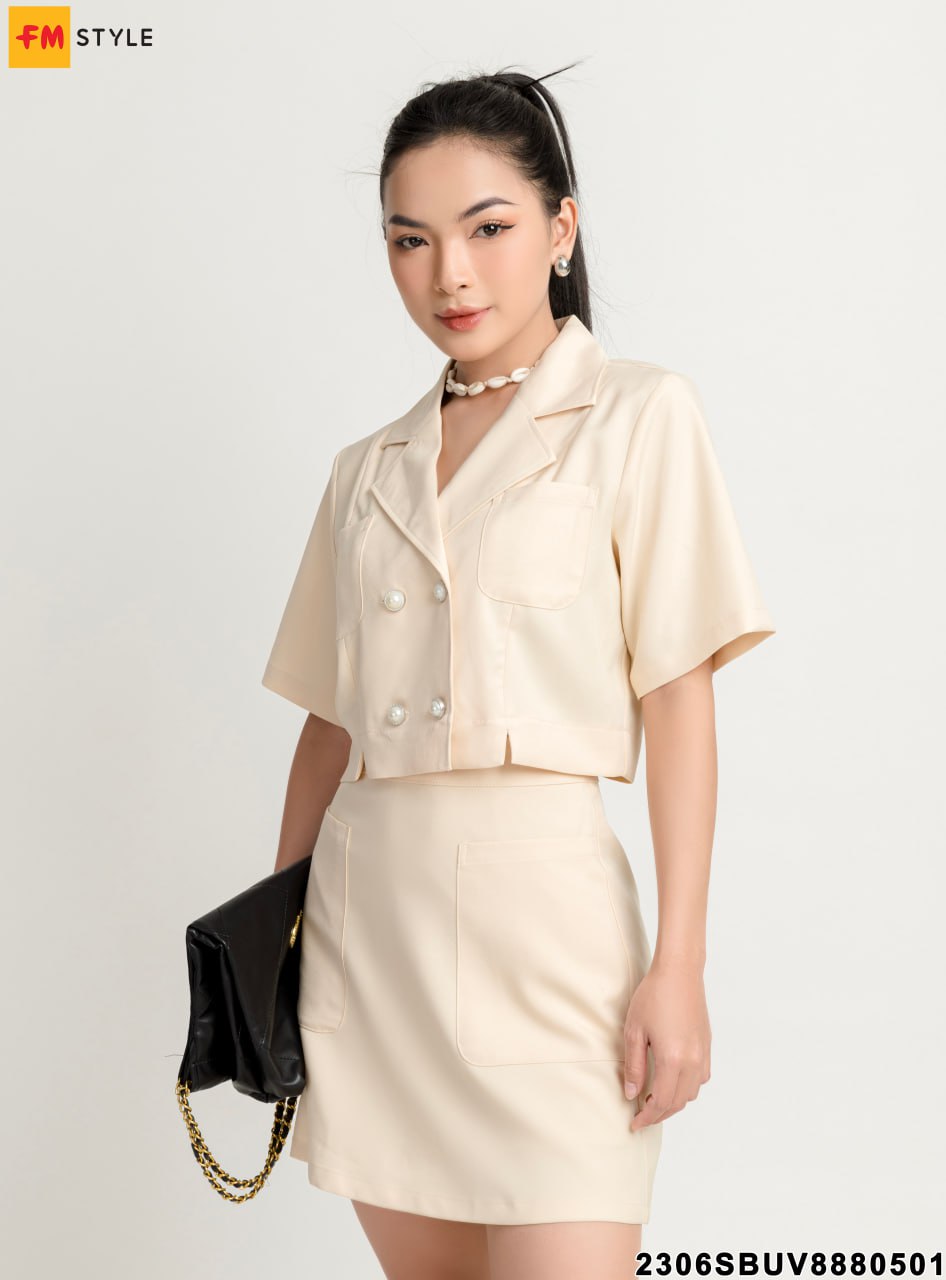 New Sales 2024] Sét Đồ Bộ Kiểu Nữ Áo Crotop Thiết Kế Sang Chảnh Đi Chơi Áo  Cổ Vest & Quần Dài | Shopee Việt Nam