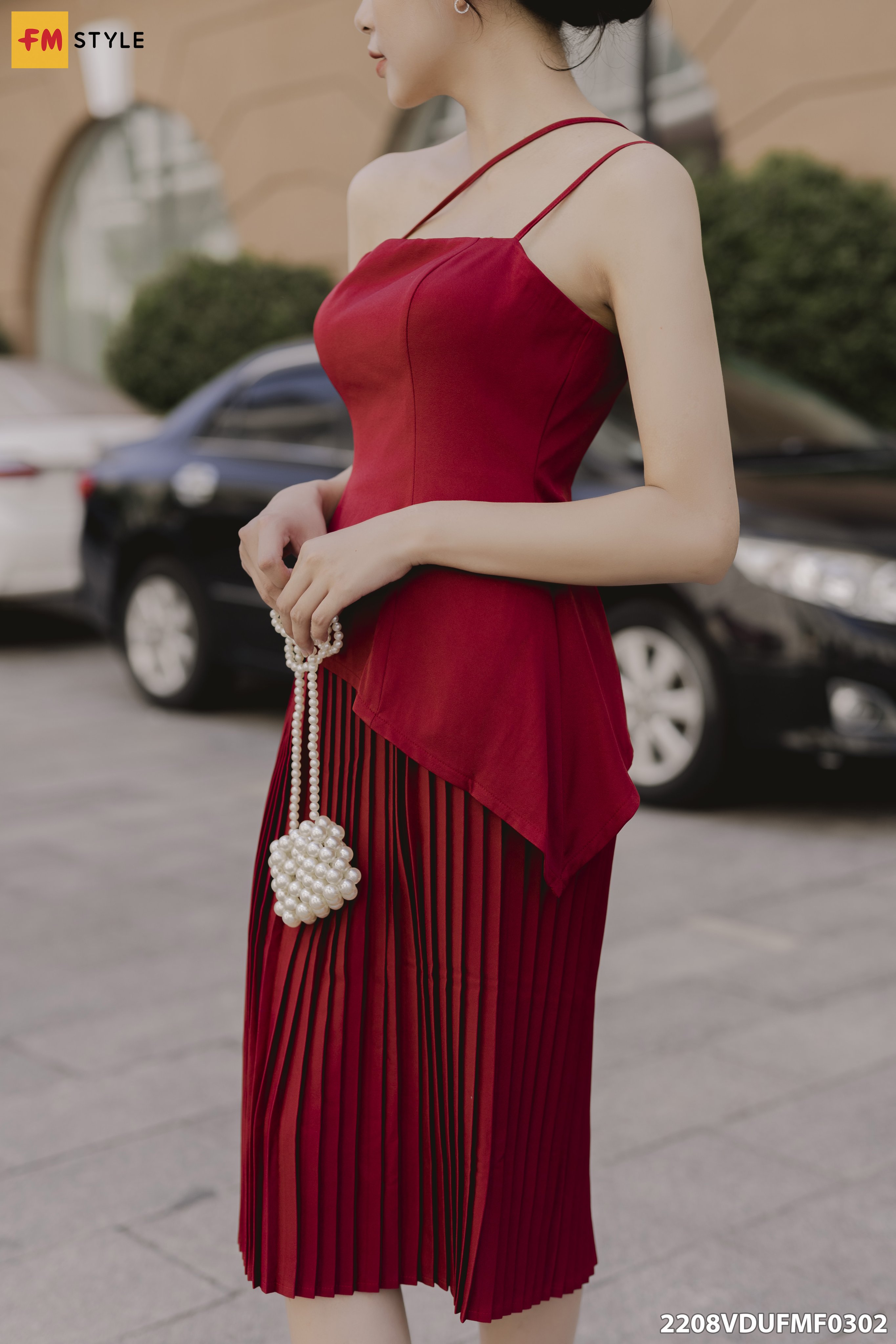 Đầm dài dự tiệc cưới thiết kế cổ đổ ôm body xẻ tà màu đỏ - D341 -  AloraShop21